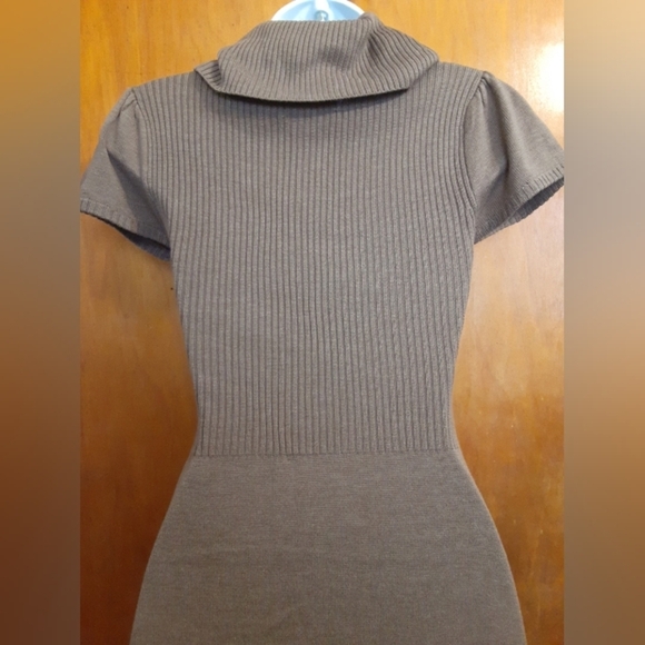 Calvin Klein Ladies Dress - Picture 5 of 7